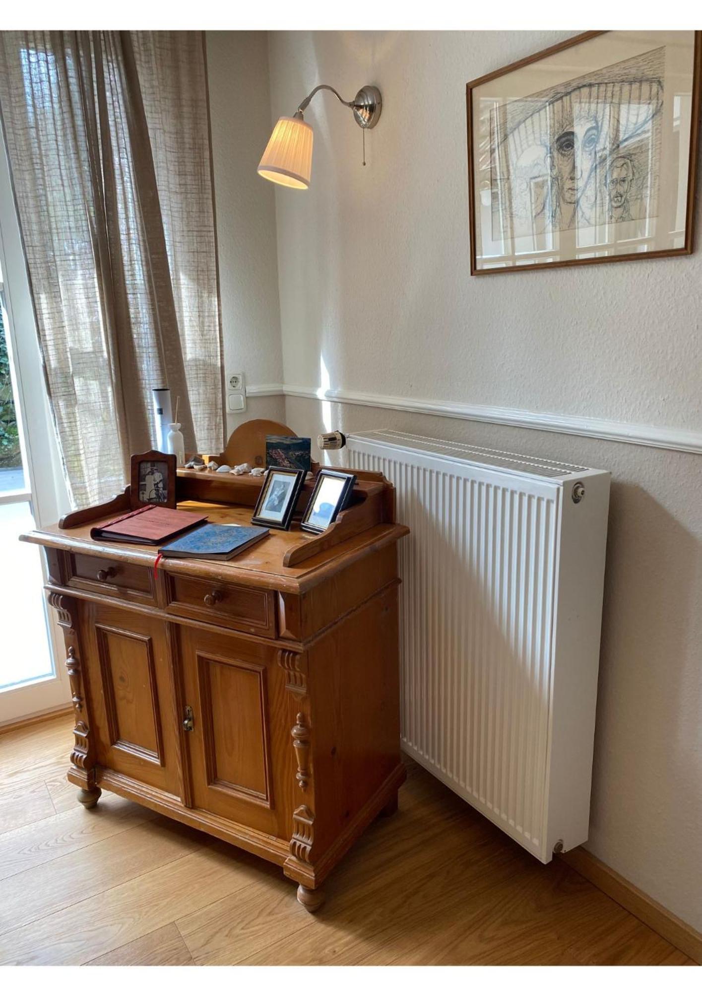 Eine Gemuetliche Ferienwohnung Mit Garten Bad Karlshafen Exteriör bild